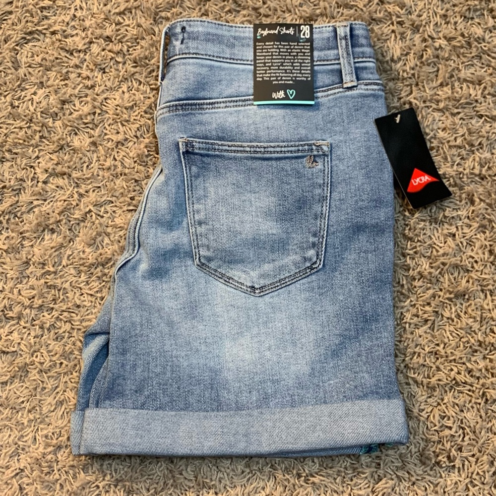 BNWT LuLaRoe Size 28 Boyfriend Shorts